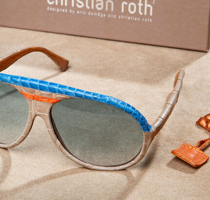 Christian Roths eigene Sonnenbrille aus Aligator Leder Christian Roths eigene Sonnenbrille aus Aligator Leder